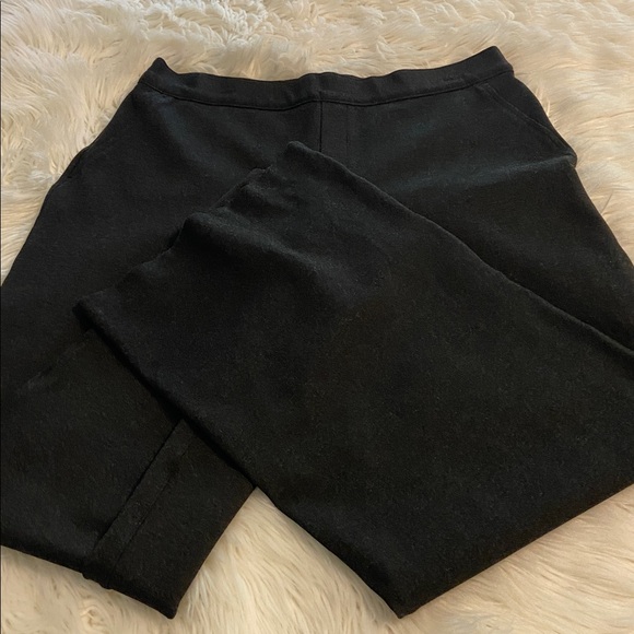 SPANX Charcoal Gray Pants thick material inseam 30” waist 34” elastic - Picture 8 of 8